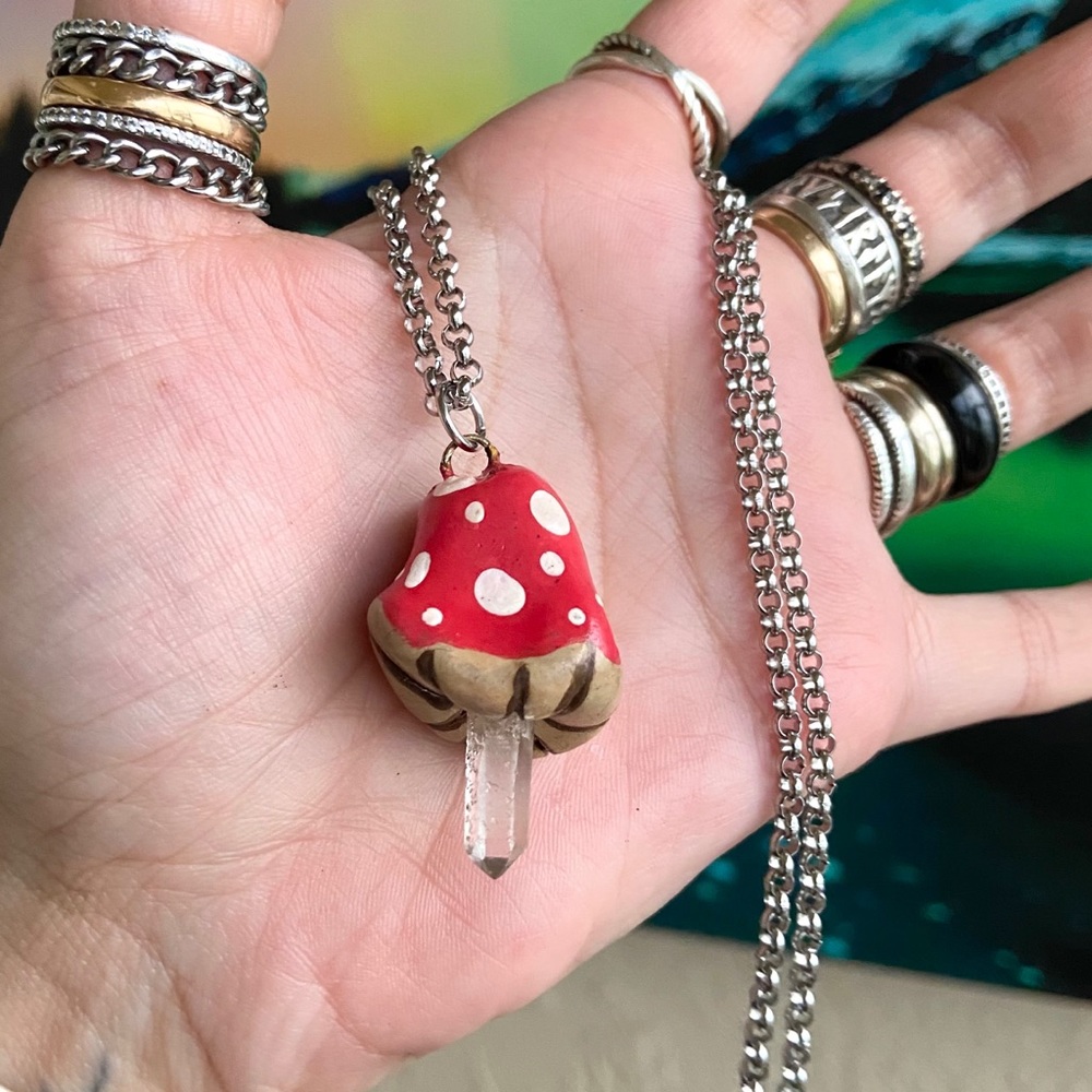 🔴clay & crystal quartz mushroom steel necklace - Picture 11 of 13